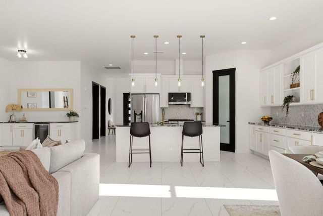 221 4th Avenue SW, Rio Rancho, NM 87124