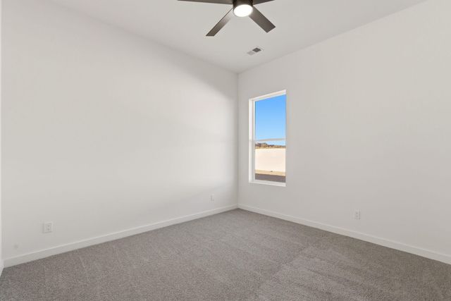 221 4th Avenue SW, Rio Rancho, NM 87124