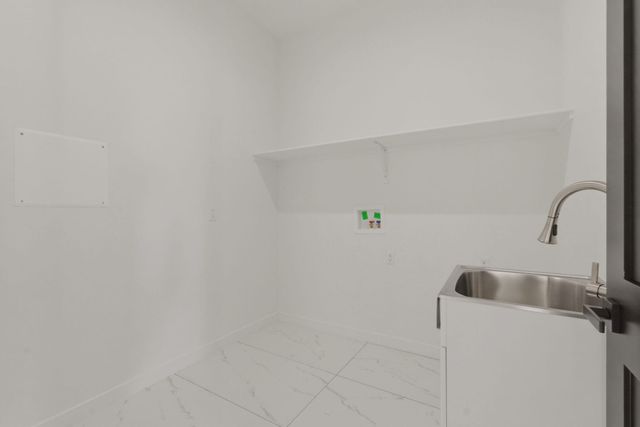 221 4th Avenue SW, Rio Rancho, NM 87124