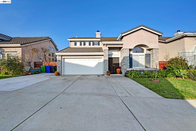15100 Shining Star Ln, San Leandro, CA 94579