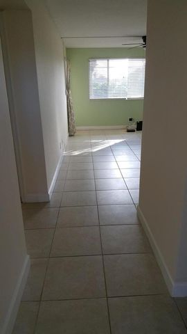 2534 Garden Drive S 202, Lake Worth, FL 33461