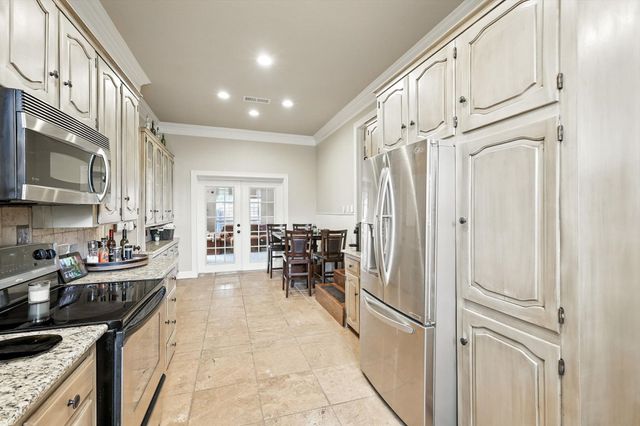 4801 Willow Run Court, Fort Worth, TX 76132