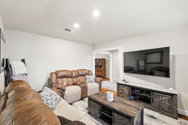 4801 Willow Run Court, Fort Worth, TX 76132