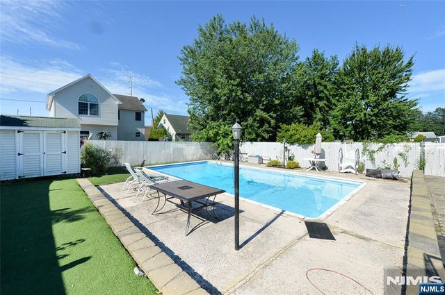 186 Palmer Terrace, Wood Ridge, NJ 07075