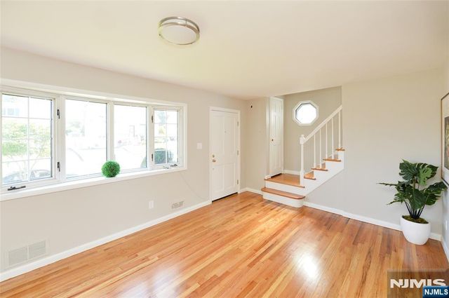 186 Palmer Terrace, Wood Ridge, NJ 07075