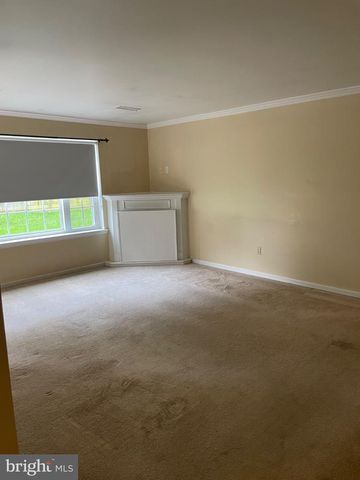 3276 FALCON LN, Dover, PA 17315