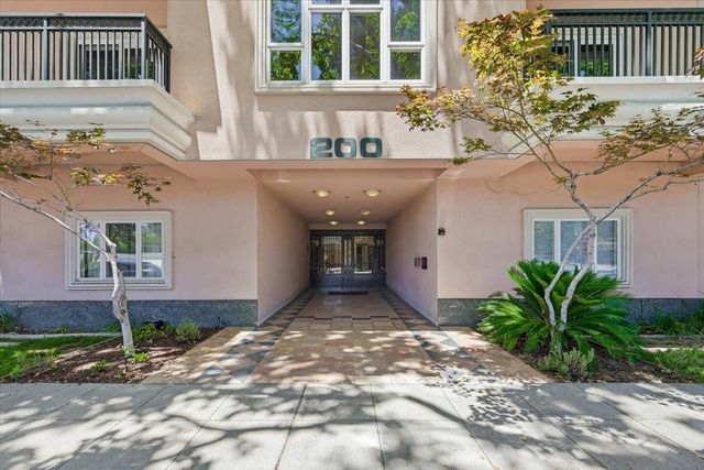 200 Sheridan Avenue 407, Palo Alto, CA 94306