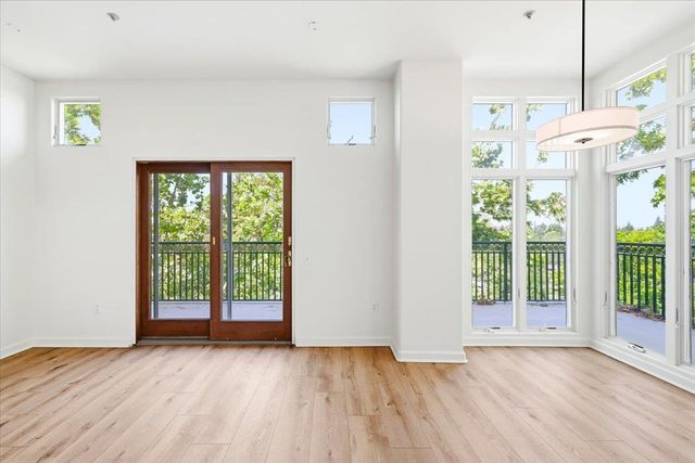 200 Sheridan Avenue 407, Palo Alto, CA 94306
