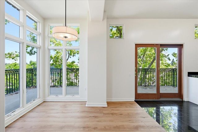 200 Sheridan Avenue 407, Palo Alto, CA 94306