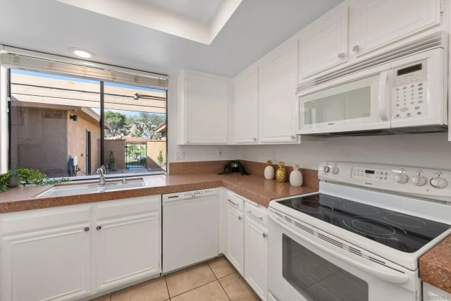 19 Granada Dr, Rancho Mirage, CA 92270