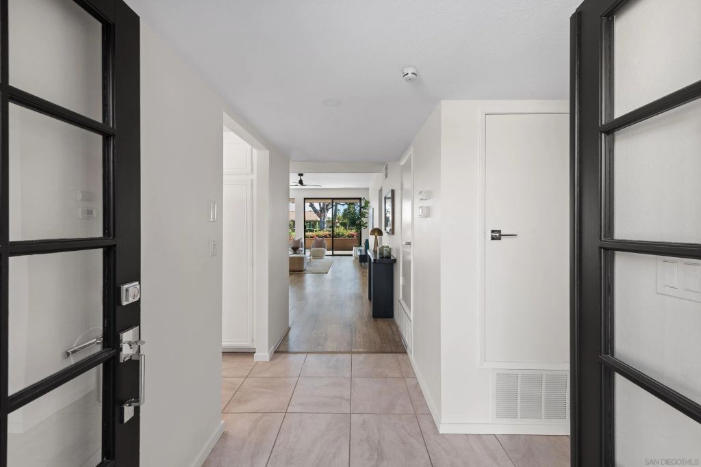 19 Granada Dr, Rancho Mirage, CA 92270