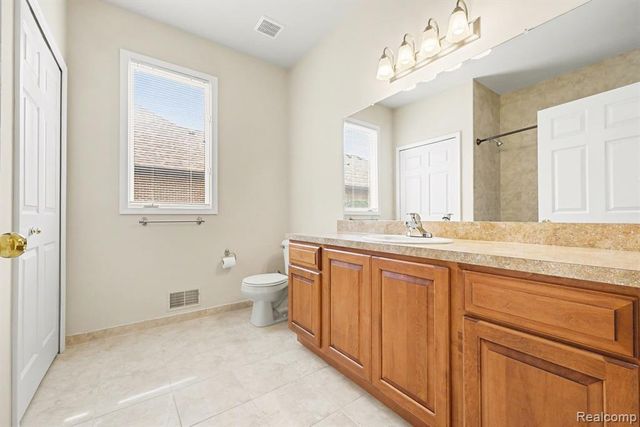 13823 Blue Beech Lane, Shelby Twp, MI 48315