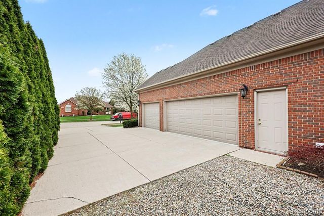 13823 Blue Beech Lane, Shelby Twp, MI 48315