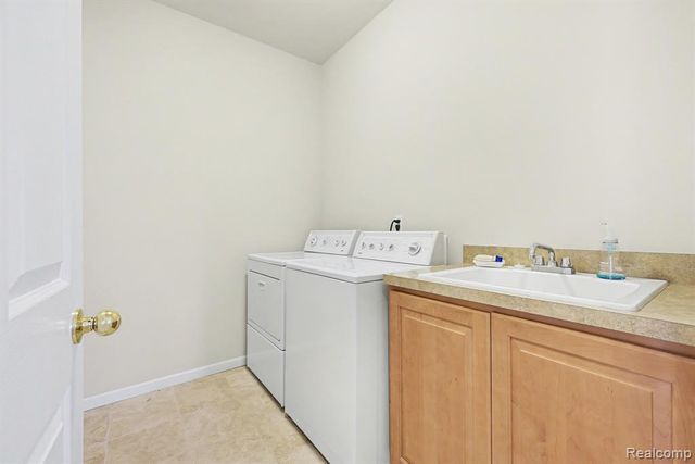 13823 Blue Beech Lane, Shelby Twp, MI 48315