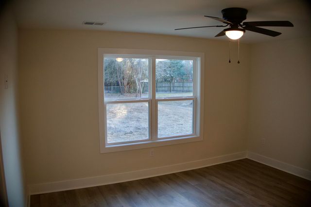 6239 Ballpark Road, Hollywood, SC 29449