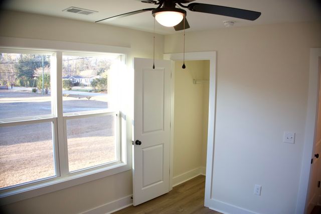 6239 Ballpark Road, Hollywood, SC 29449