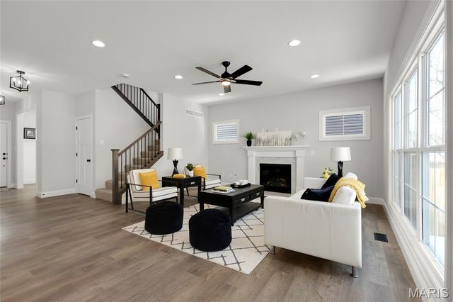 9239 Merritt Avenue, Rock Hill, MO 63144