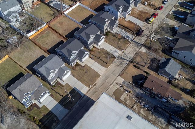 9239 Merritt Avenue, Rock Hill, MO 63144