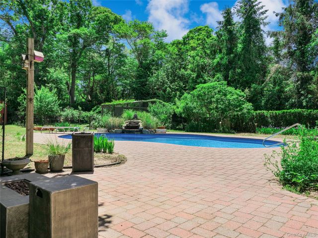 25 Esplanade Drive, East Patchogue, NY 11772