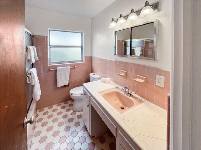 1704 ANTIGUA, Orlando, FL 32806