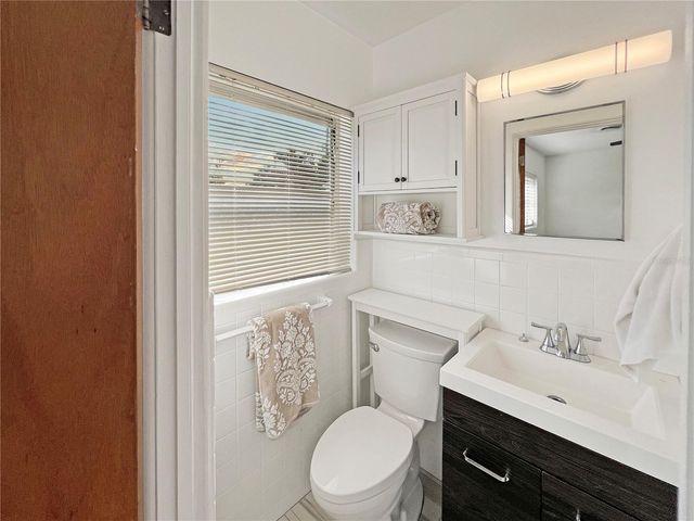 1704 ANTIGUA, Orlando, FL 32806