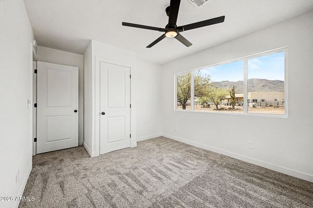 42845 N 7th Avenue, New River, AZ 85087