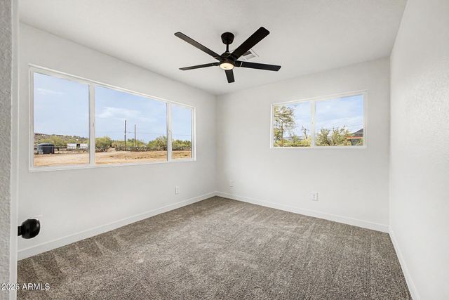 42845 N 7th Avenue, New River, AZ 85087