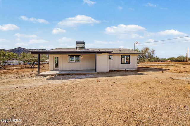42845 N 7th Avenue, New River, AZ 85087