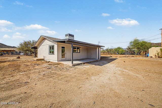 42845 N 7th Avenue, New River, AZ 85087