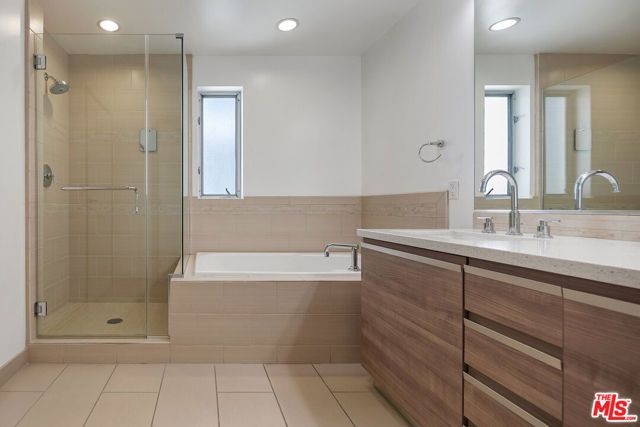 3119 Via Dolce 118, Marina Del Rey, CA 90292