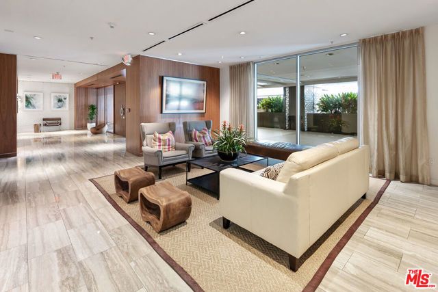 3119 Via Dolce 118, Marina Del Rey, CA 90292