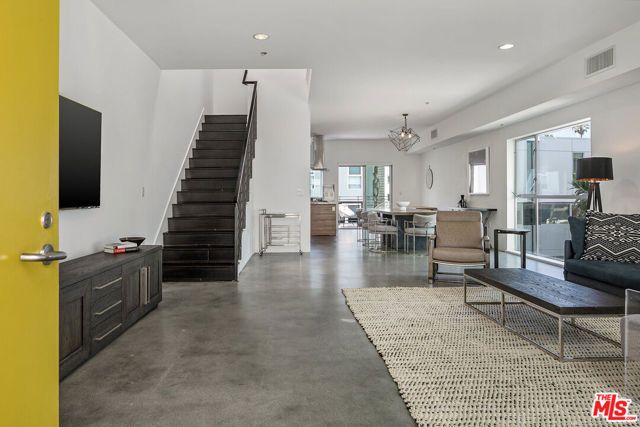 3119 Via Dolce 118, Marina Del Rey, CA 90292