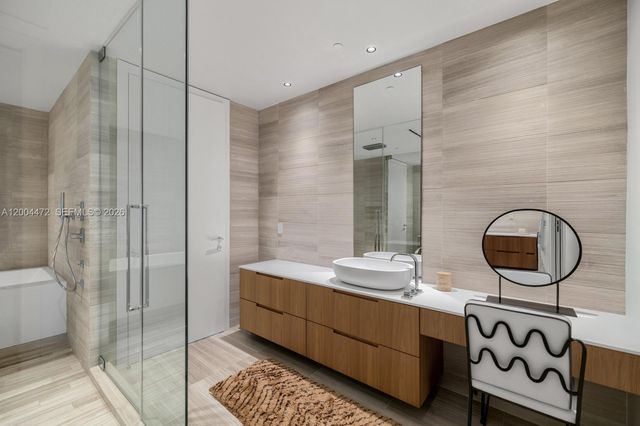 4701 N Meridian Ave 627, Miami Beach, FL 33140