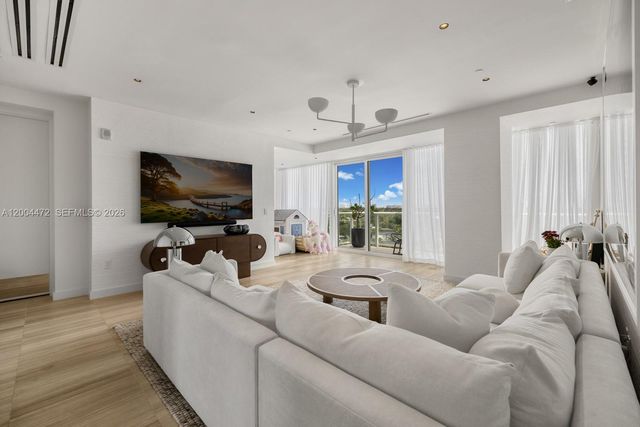 4701 N Meridian Ave 627, Miami Beach, FL 33140