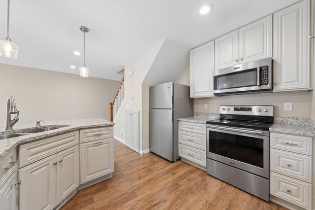 769 Crystal Avenue 130, Shoreview, MN 55126