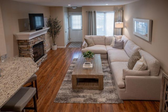 769 Crystal Avenue 130, Shoreview, MN 55126