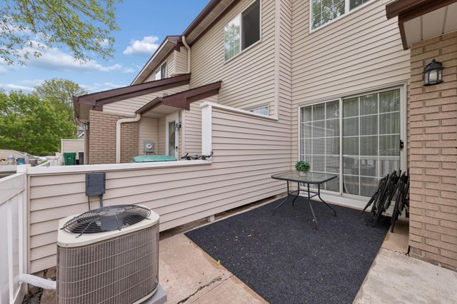 769 Crystal Avenue 130, Shoreview, MN 55126