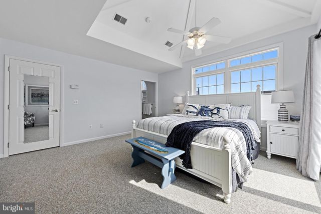14 W JACQUELINE AVE, Long Beach Township, NJ 08008