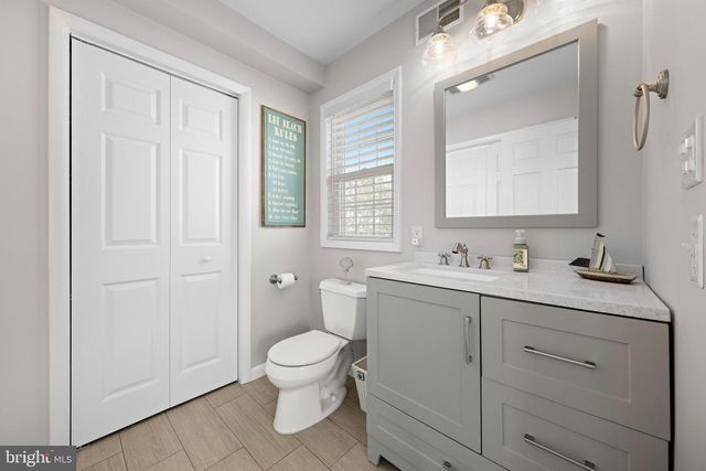 14 W JACQUELINE AVE, Long Beach Township, NJ 08008