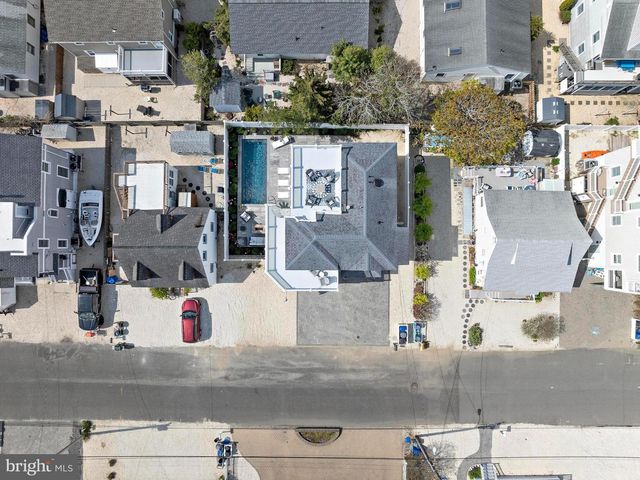 14 W JACQUELINE AVE, Long Beach Township, NJ 08008