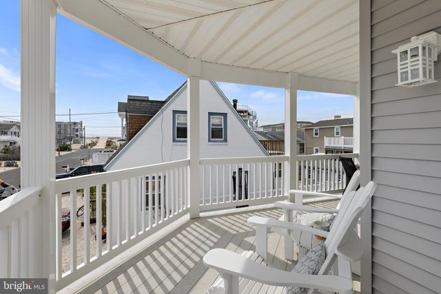 14 W JACQUELINE AVE, Long Beach Township, NJ 08008