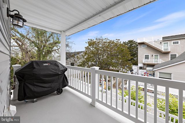 14 W JACQUELINE AVE, Long Beach Township, NJ 08008