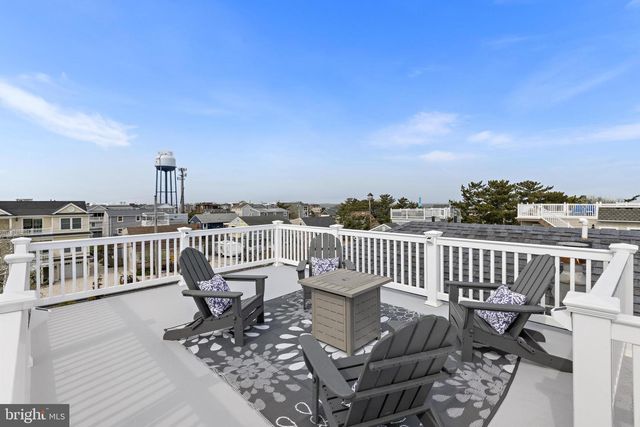 14 W JACQUELINE AVE, Long Beach Township, NJ 08008