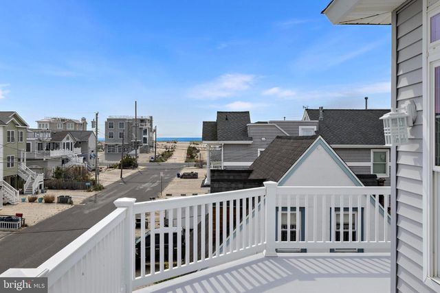 14 W JACQUELINE AVE, Long Beach Township, NJ 08008