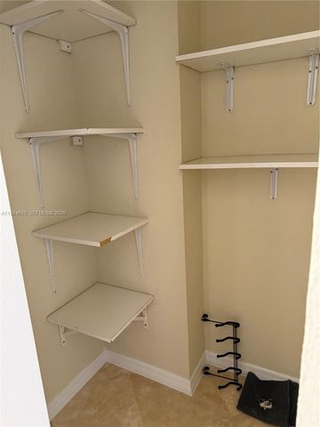 1950 S Ocean Dr 20E, Hallandale Beach, FL 33009