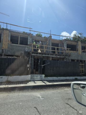 933 SW 4th Ave, Miami, FL 33130