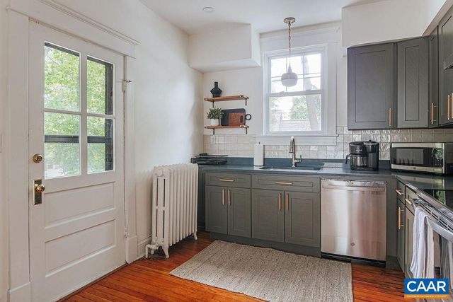 126 MAYWOOD LN, Charlottesville, VA 22903