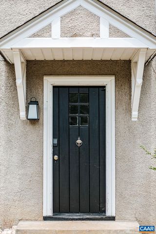 126 MAYWOOD LN, Charlottesville, VA 22903