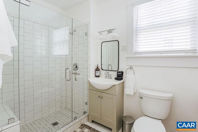 126 MAYWOOD LN, Charlottesville, VA 22903