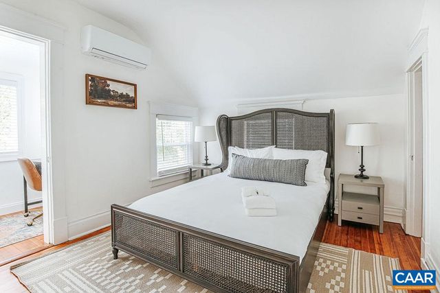 126 MAYWOOD LN, Charlottesville, VA 22903